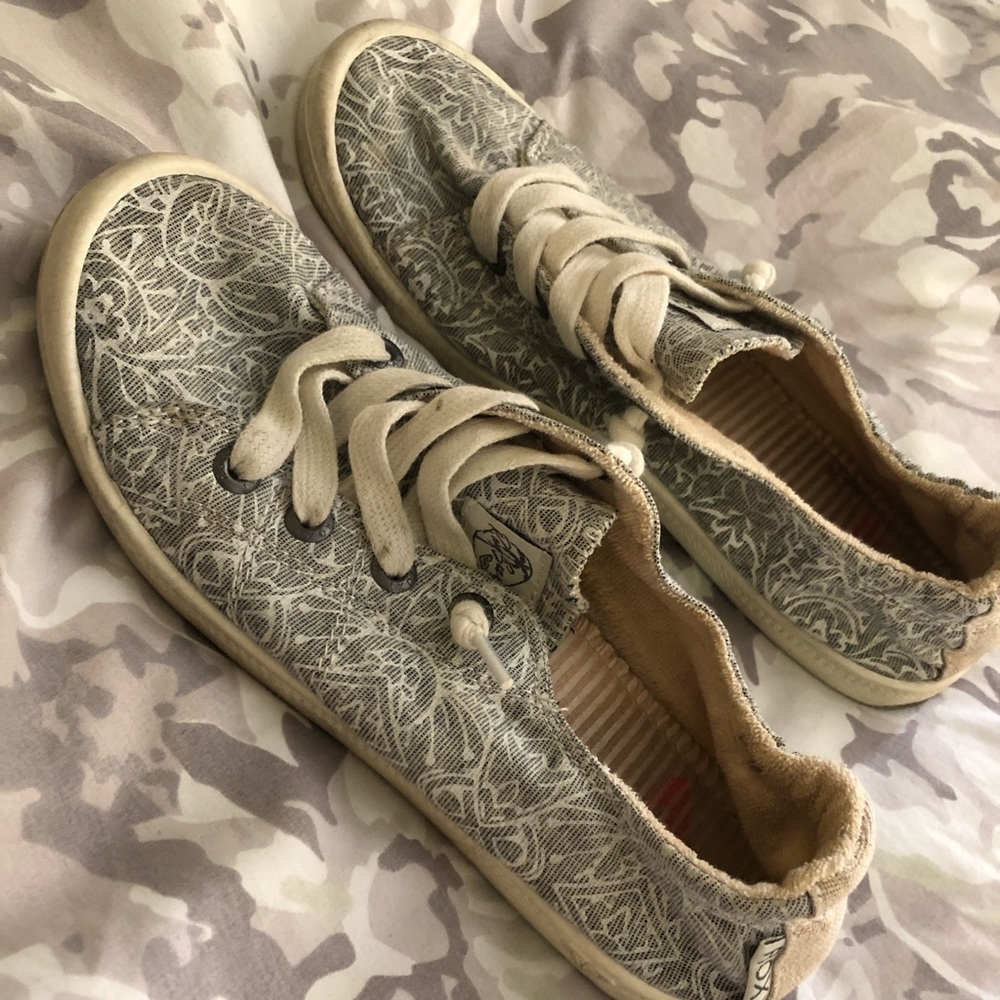 Roxy shoes